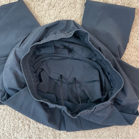 Lululemon Men’s Raised City Pant 31" Pull-On Grey Pants Size Small Style M5427S - Picture 11 of 16